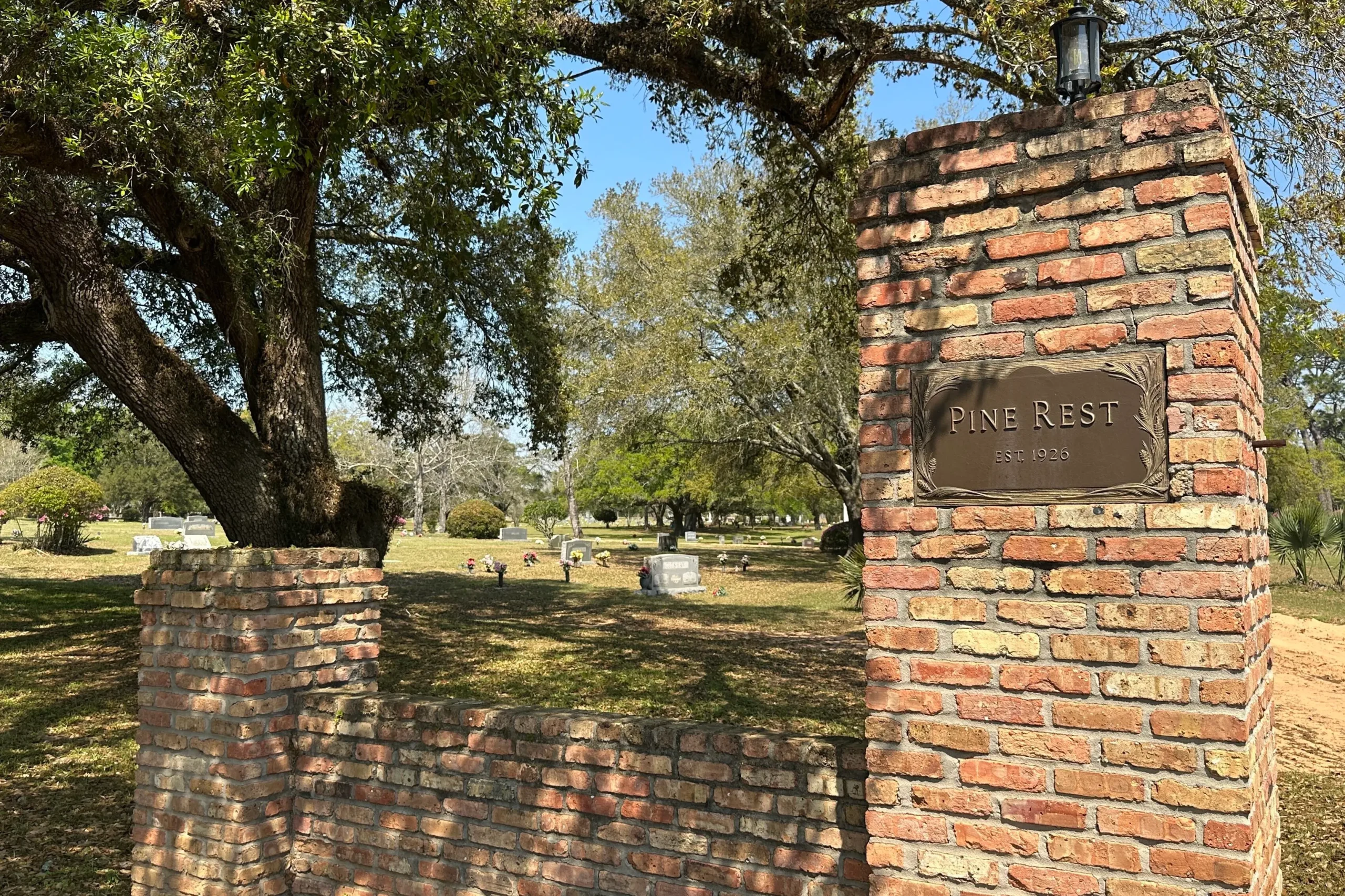 Foley Pine Rest Cemetery